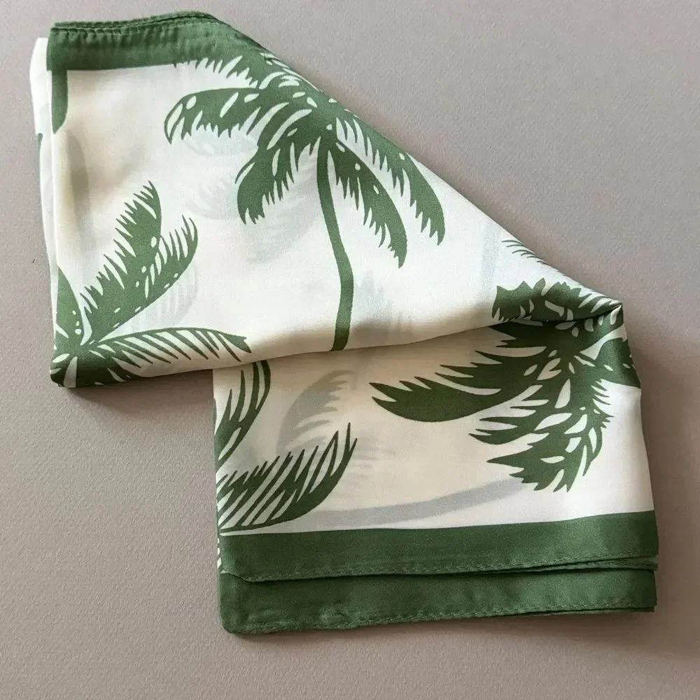 Green Palm Tree Print Scarf A1578